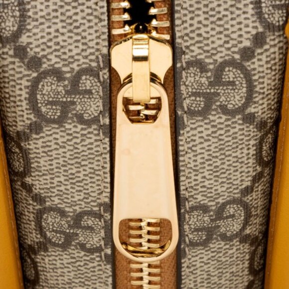 NEW! $1100 Gucci GG Supreme Clutch Travel Pouch yellow trim - Picture 12 of 17